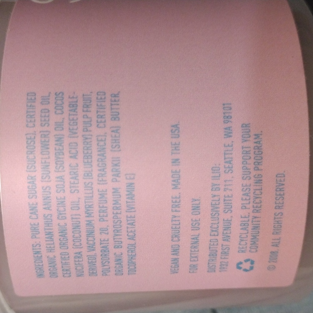 Spa by Ilio Citrus Berry Sugar Scrub - Picture 3 of 4